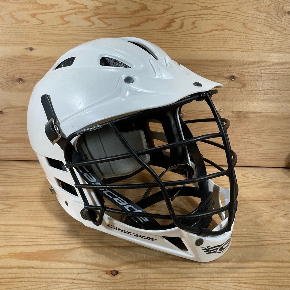 Cascade Lacrosse Helmet White Black Adult S/M Small/Medium Adjustable Chin Strap